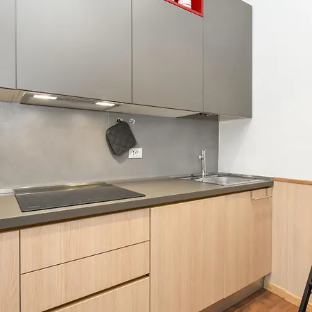 Desenzanoloft Desenzanoloft Official Partner Marriott Homes & - Giovanna House View Desenzano del Garda