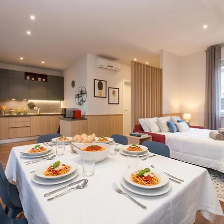 Giovanna House View Desenzanoloft Official Partner Homes & By Marriott Bonvoy ديسينسانو ديل غاردا